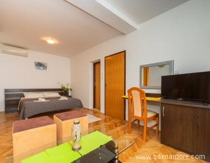 Vila Popovic, Studio apartman br.9, privatni smeštaj u mestu Budva, Crna Gora - fotografija-64